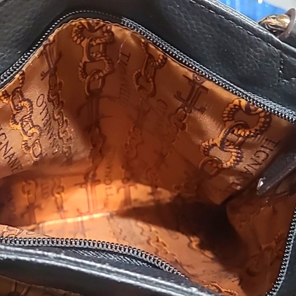 Tignanello Black Leather Shoulder Bag - Picture 6 of 11